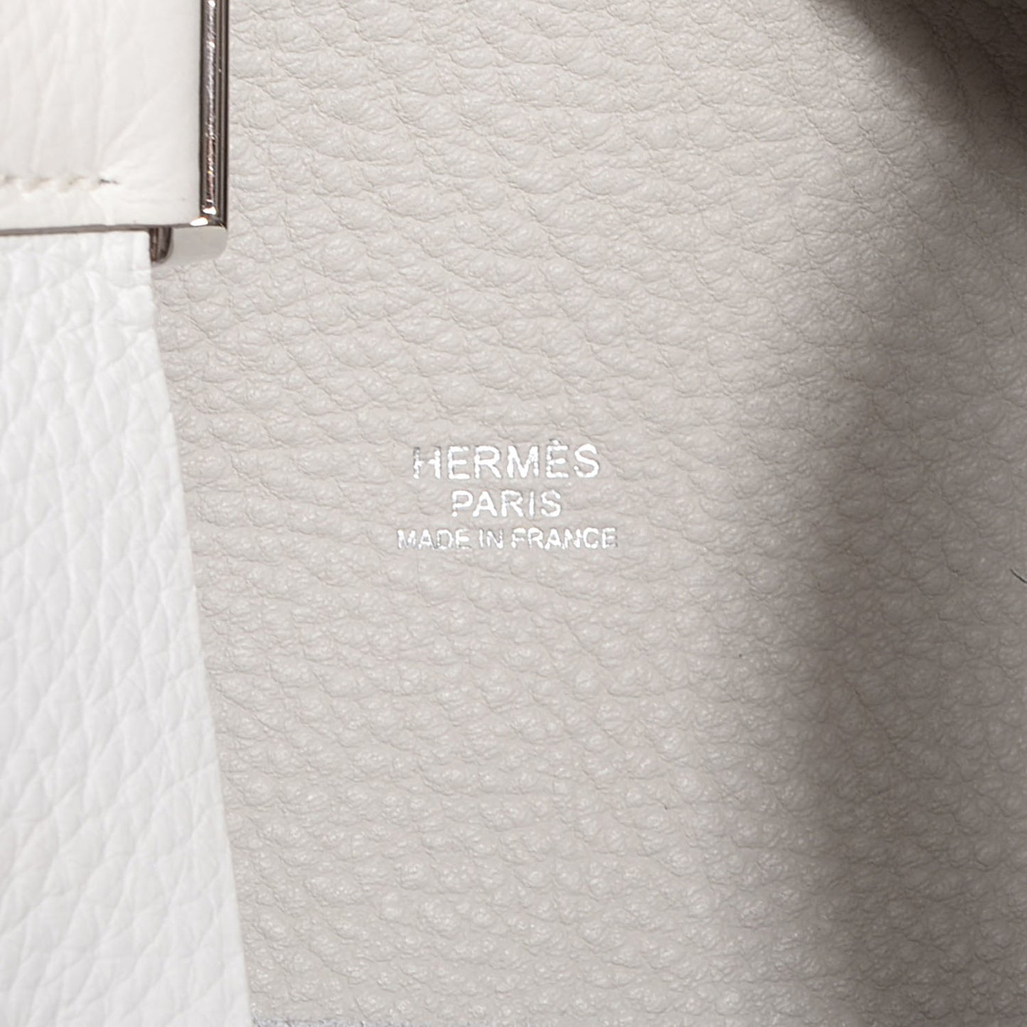 Taurillon Clemence Picotin Lock TGM Gris Perle White