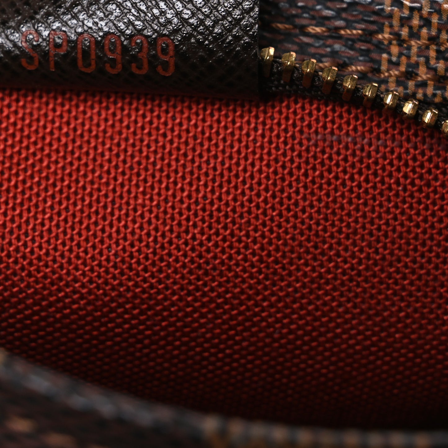 Damier Ebene Trousse Make Up Bag Pochette