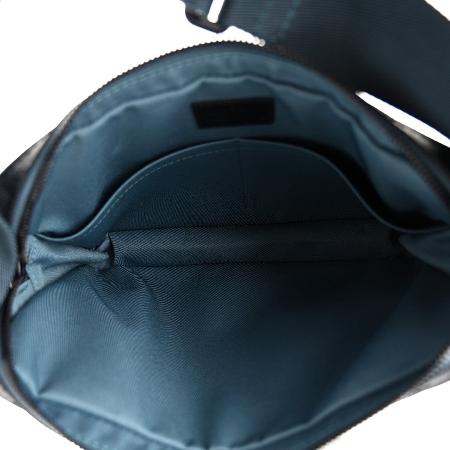 Damier Graphite Alpha Messenger Bag