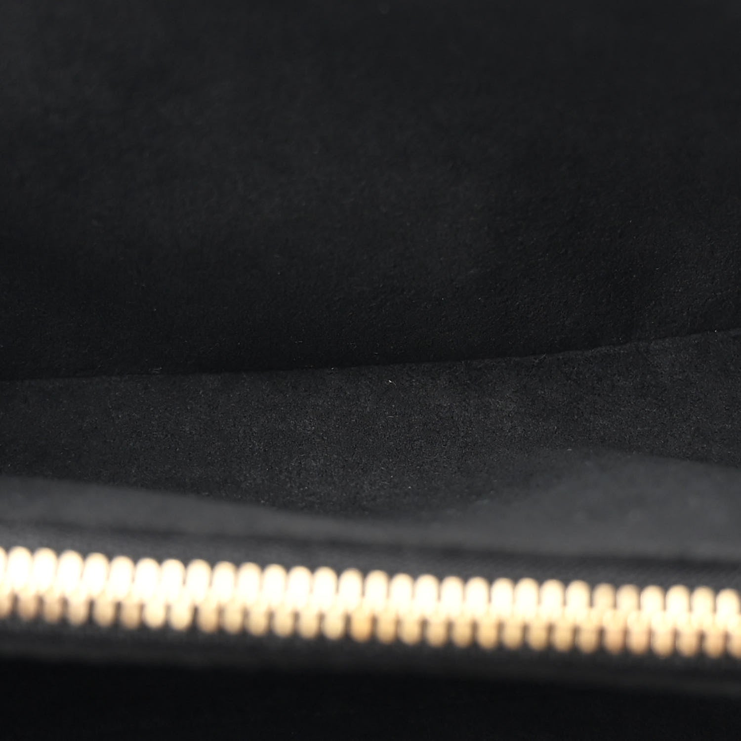 Louis Vuitton Empreinte Monogram Giant Pochette Metis East West Black Beige 5 of 10