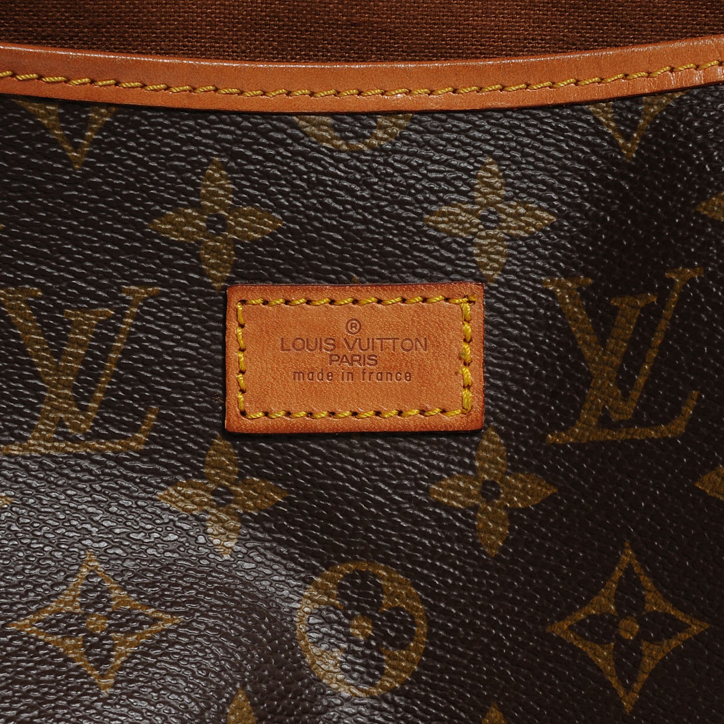 Monogram Saumur 35