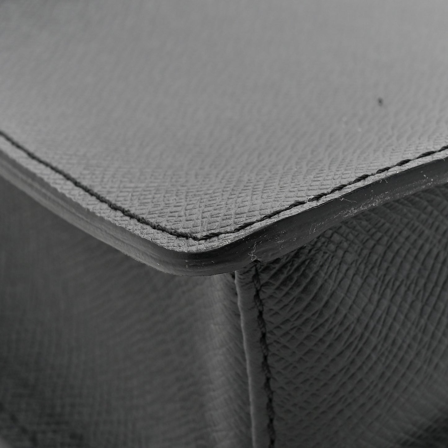 Taiga Neo Robusto 2 Compartment Briefcase Black