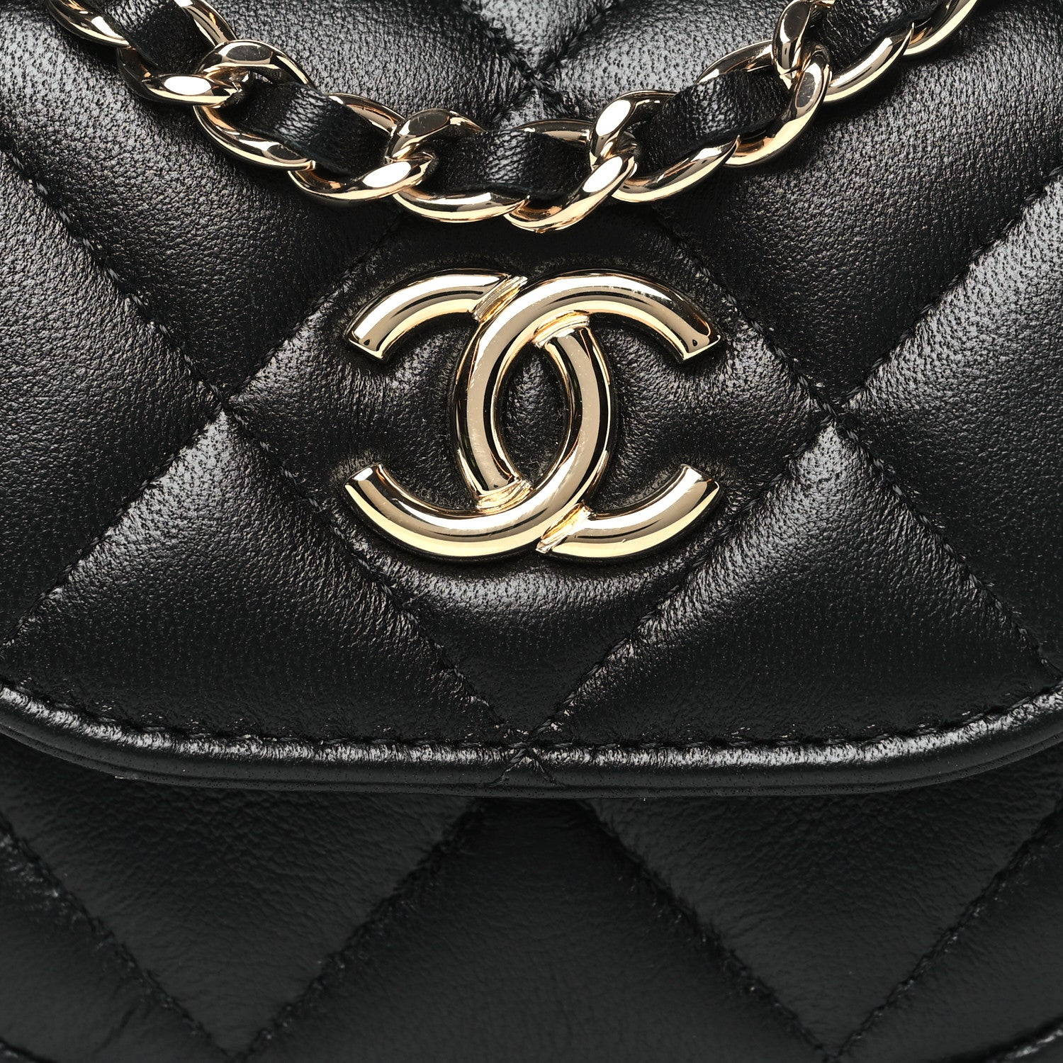 Chanel Lambskin Quilted Pearl Top Handle Clutch With Chain Black 9 of 12