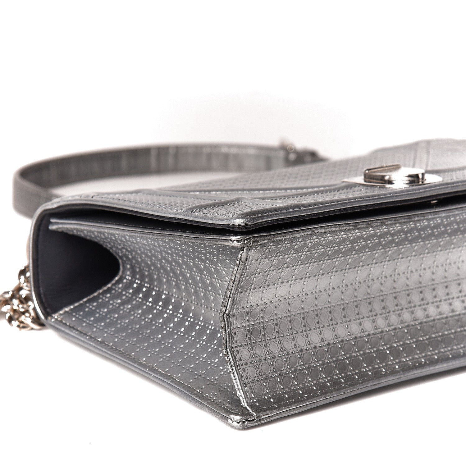 Christian Dior Metallic Patent Micro-Cannage Medium Diorama Flap Bag Silver 8 of 9