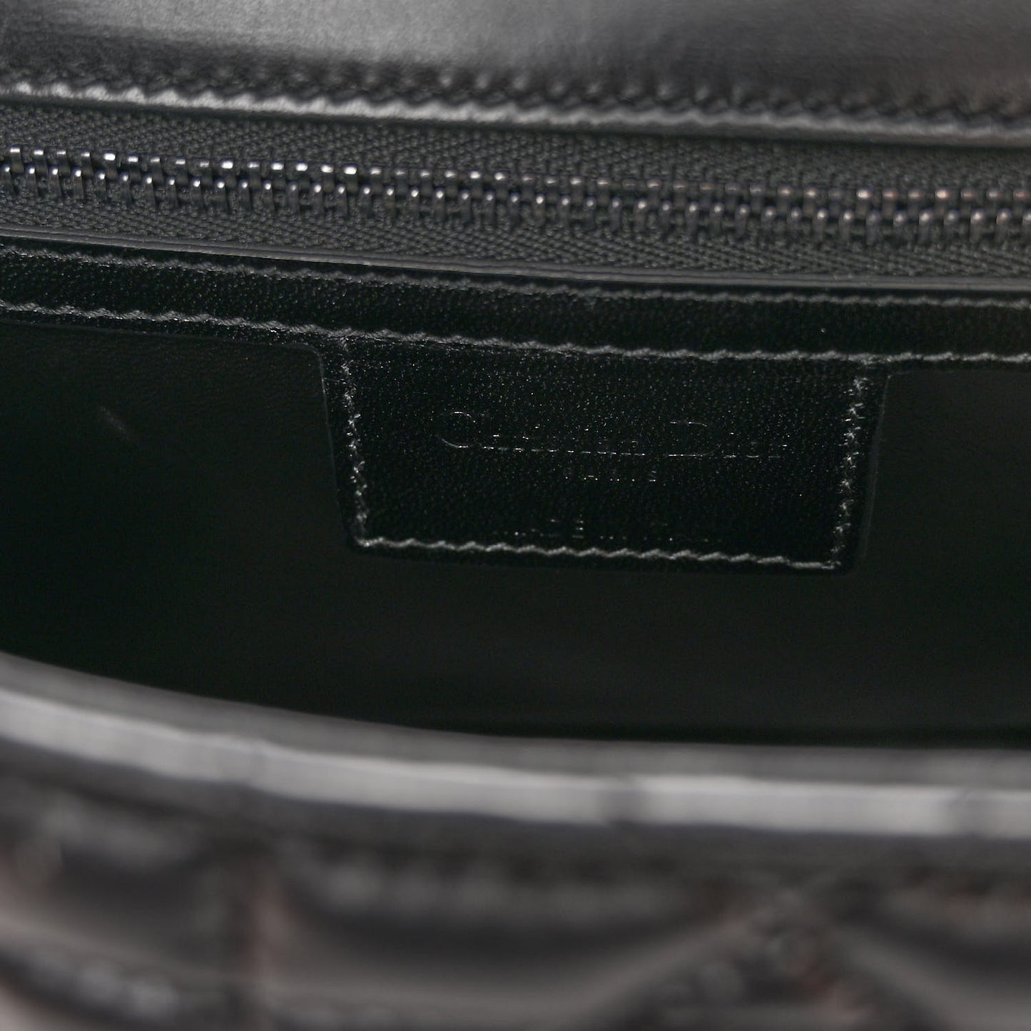 Calfskin Macrocannage Medium Caro Bag Black