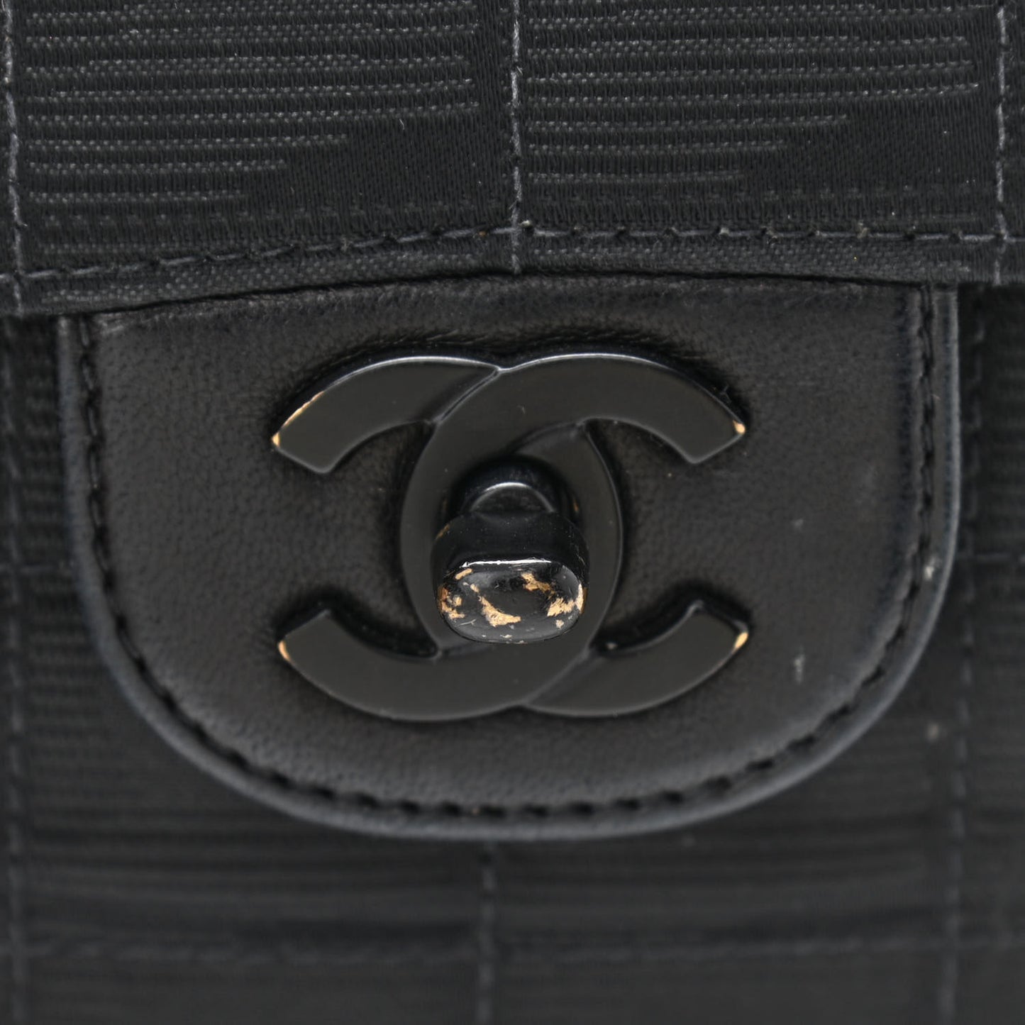 Nylon Medium Travel Flap Black