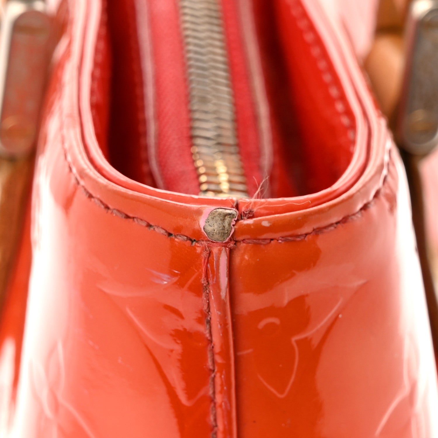 Louis Vuitton Vernis Houston Red 10 of 14