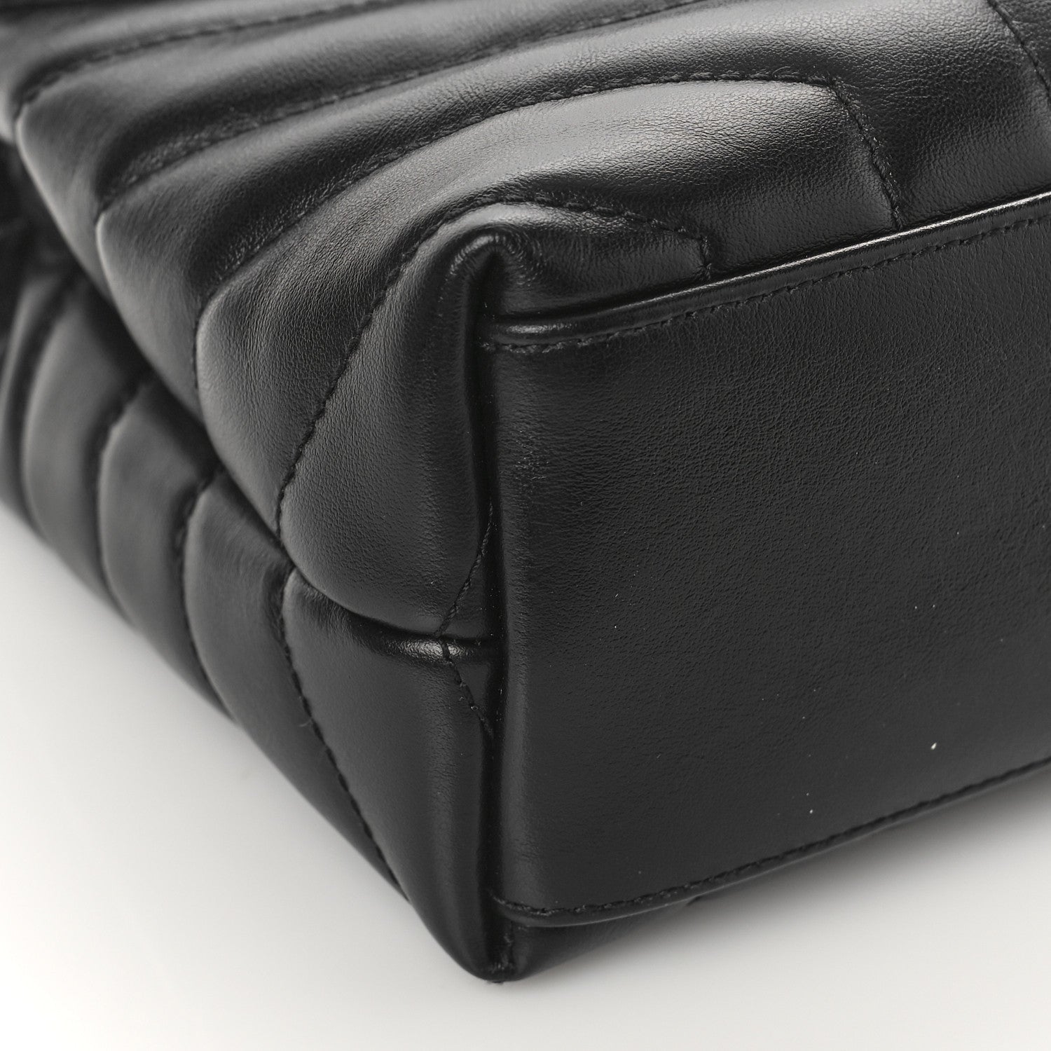 Saint Laurent Calfskin Y Quilted Monogram Monochrome Small Loulou Chain Satchel Black 8 of 9