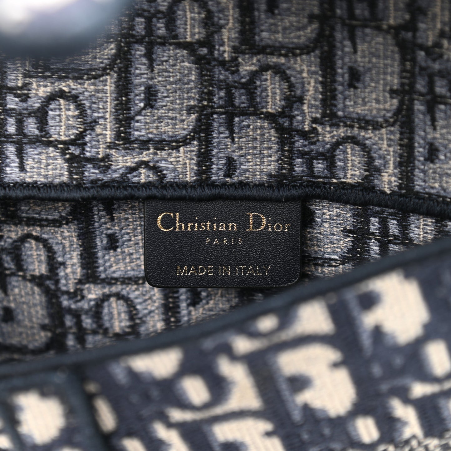 Oblique Slim Saddle Pouch Blue