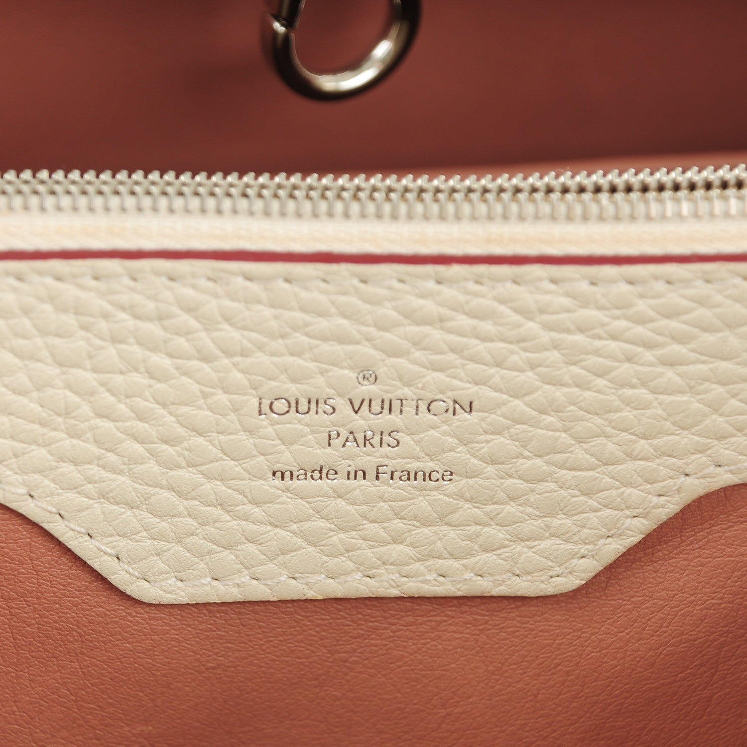 Louis Vuitton Taurillon Capucines GM Blanc Casse 6 of 7