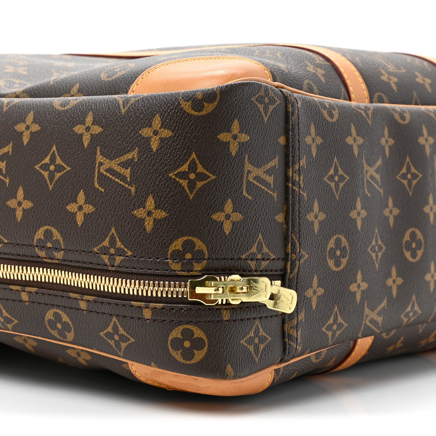 Louis Vuitton Monogram Sirius 45 9 of 17