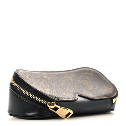 Louis Vuitton Monogram Sunglasses Pouch GM 4 of 8