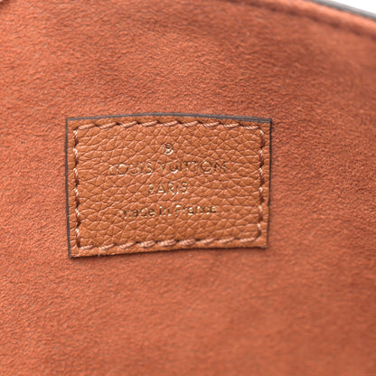 Louis Vuitton Grained Calfskin Lockme Shopper Chataigne 6 of 9