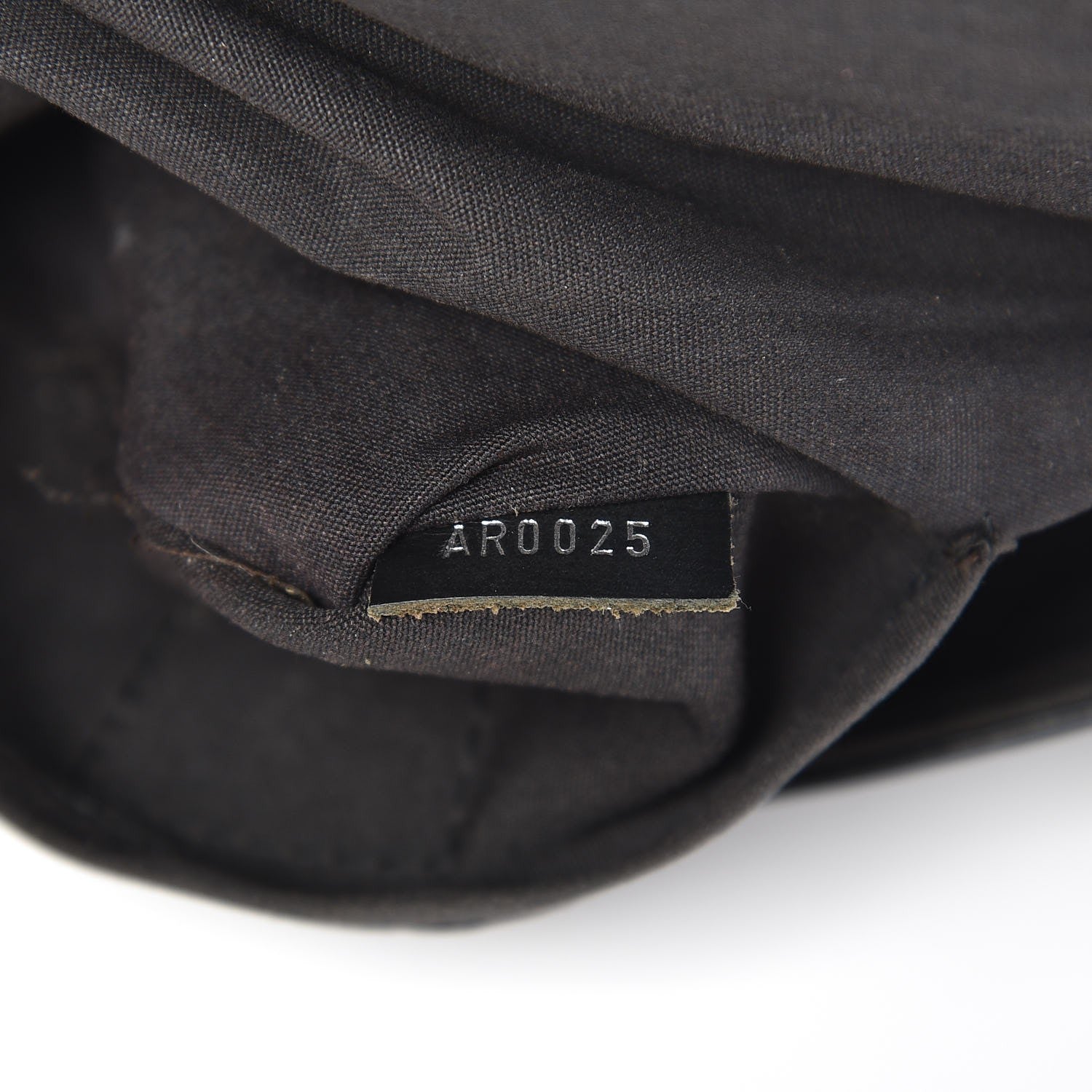 Louis Vuitton Epi Segur Pochette Black 7 of 13