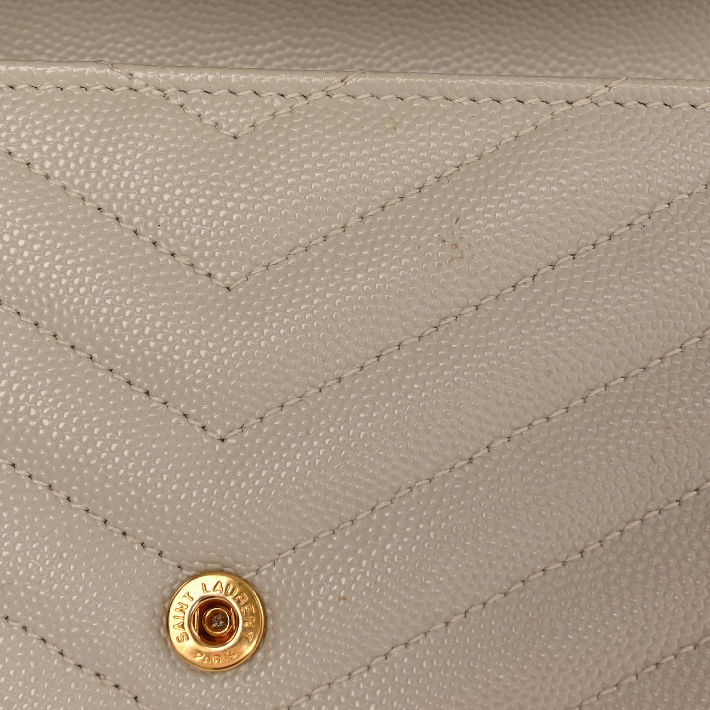 Grain De Poudre Matelasse Chevron Monogram Flap Wallet Crema Soft