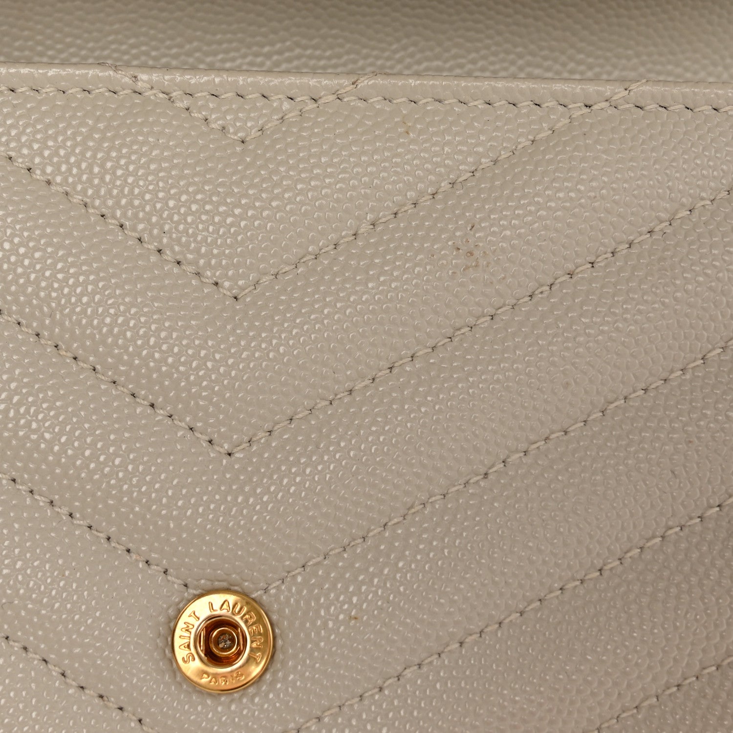 Saint Laurent Grain De Poudre Matelasse Chevron Monogram Flap Wallet Crema Soft 9 of 16