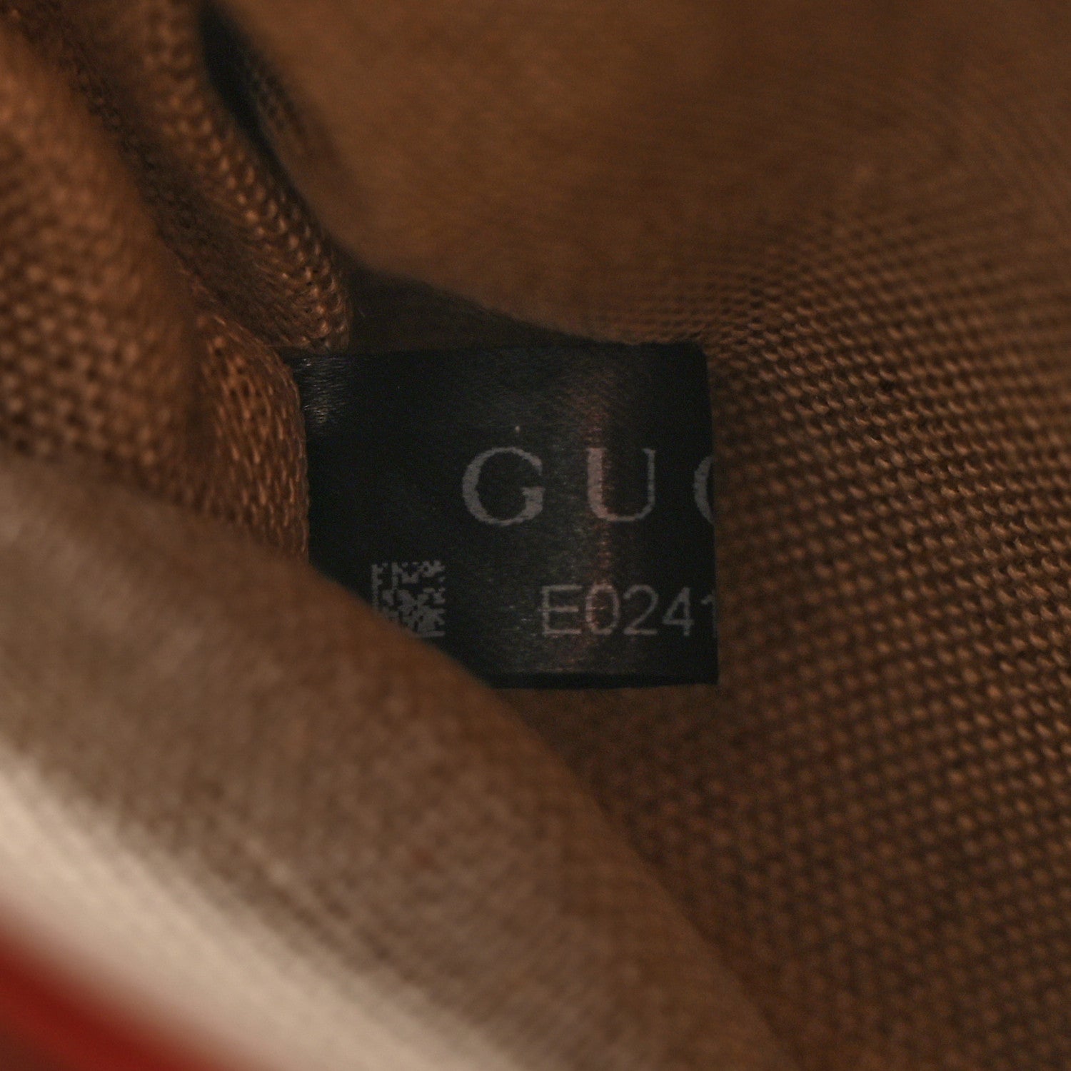 Gucci Soft Microguccissima Medium Crossbody Bag Rosso 9 of 12