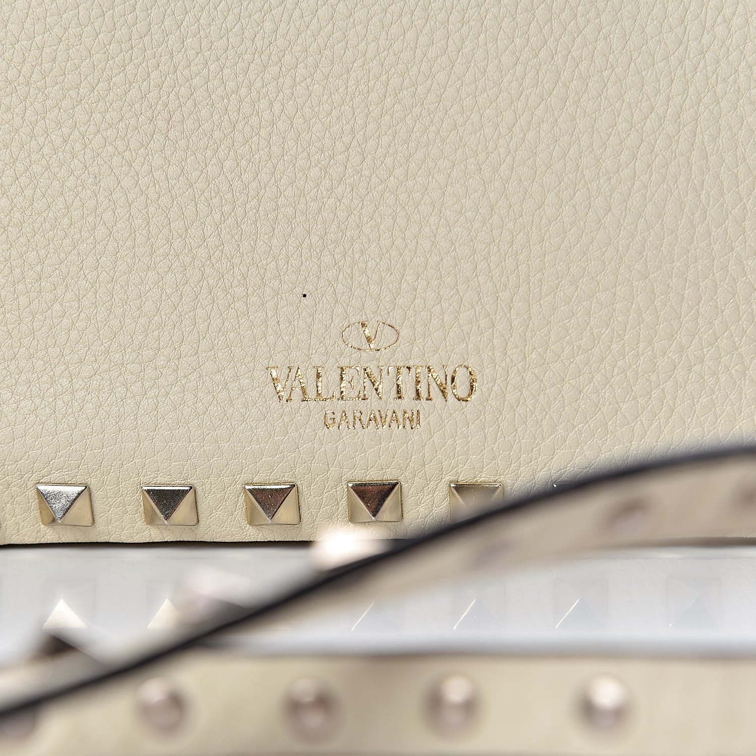Valentino Garavani Grained Calfskin Rockstud Camera Crossbody Bag Ivory 6 of 11