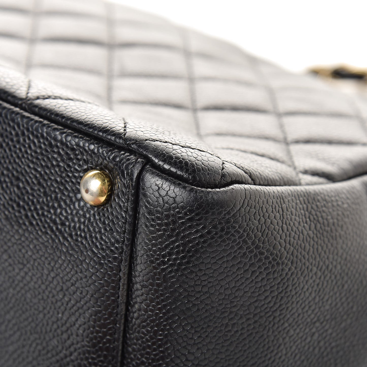 Caviar Quilted Petit Timeless Tote PTT Black
