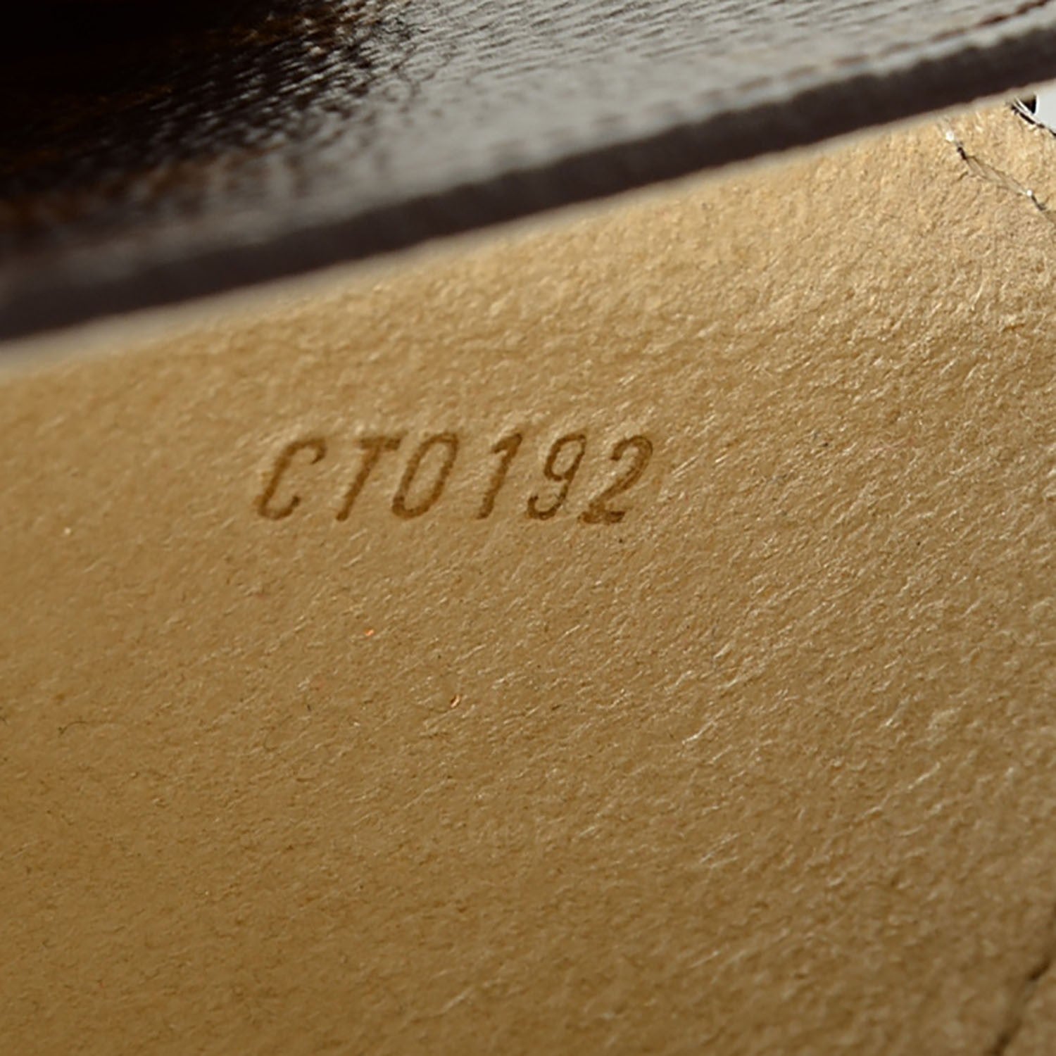 Louis Vuitton Monogram Ipad Case 6 of 6