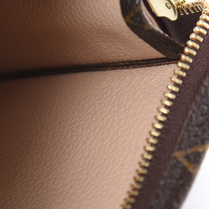 Louis Vuitton Monogram Toiletry Pouch 15 9 of 10