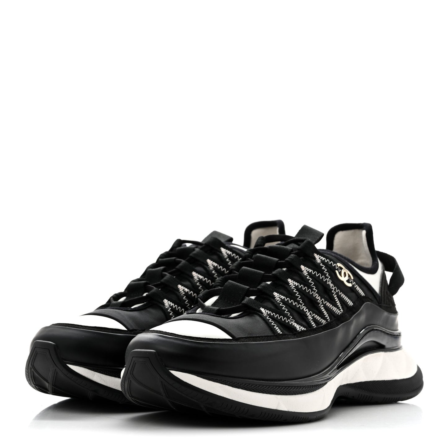 Mixed Fibers Suede Calfskin CC Sneakers 41.5 White Black