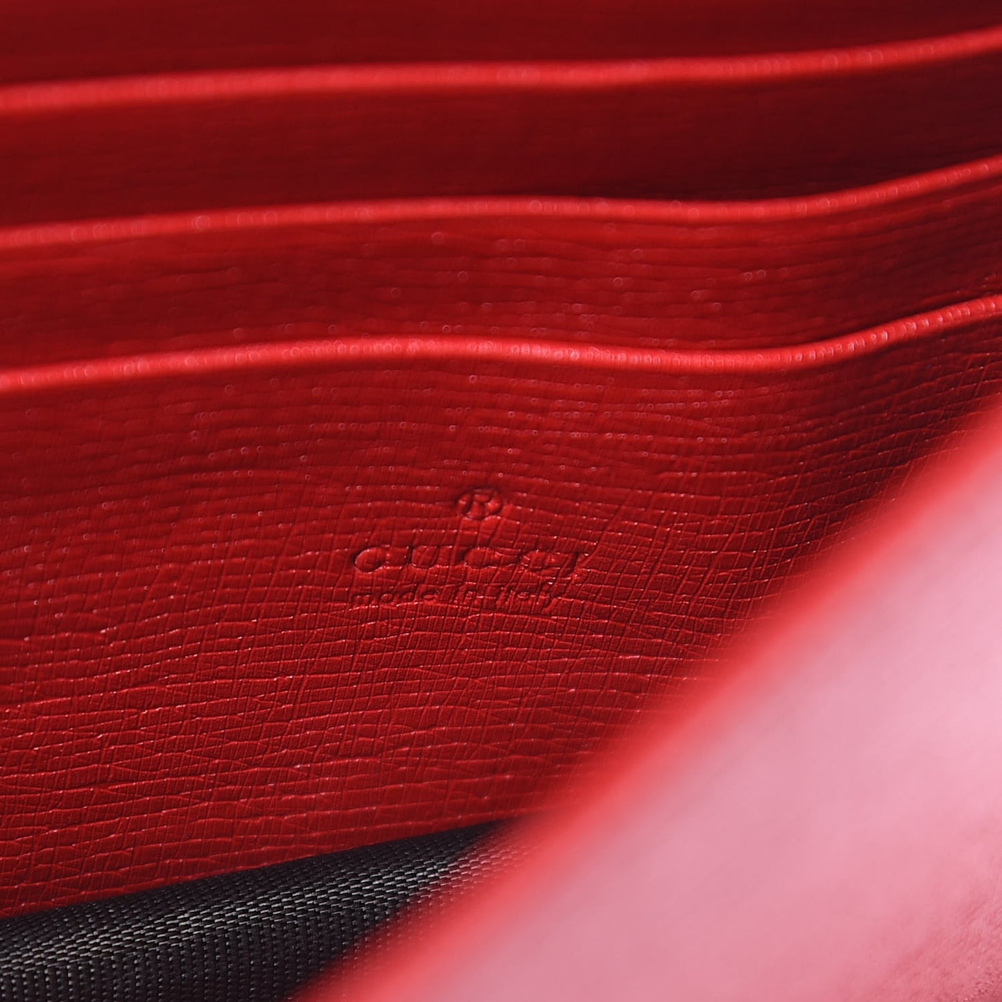 Textured Calfskin Medium Betty Chain Wallet Tabasco Red