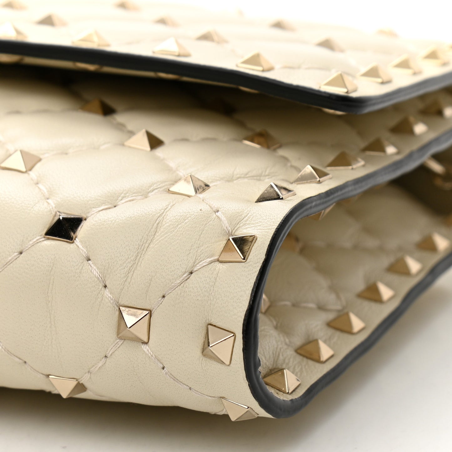 Nappa Rockstud Spike Wallet on Chain Light Ivory