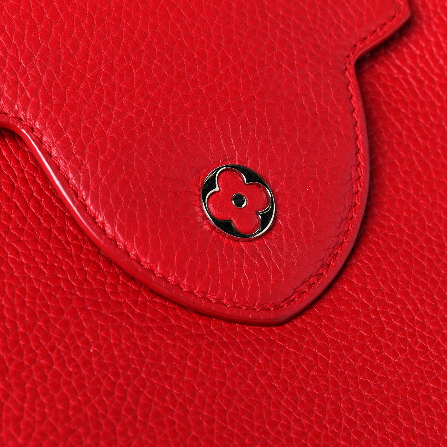 Taurillon Capucines PM Rubis