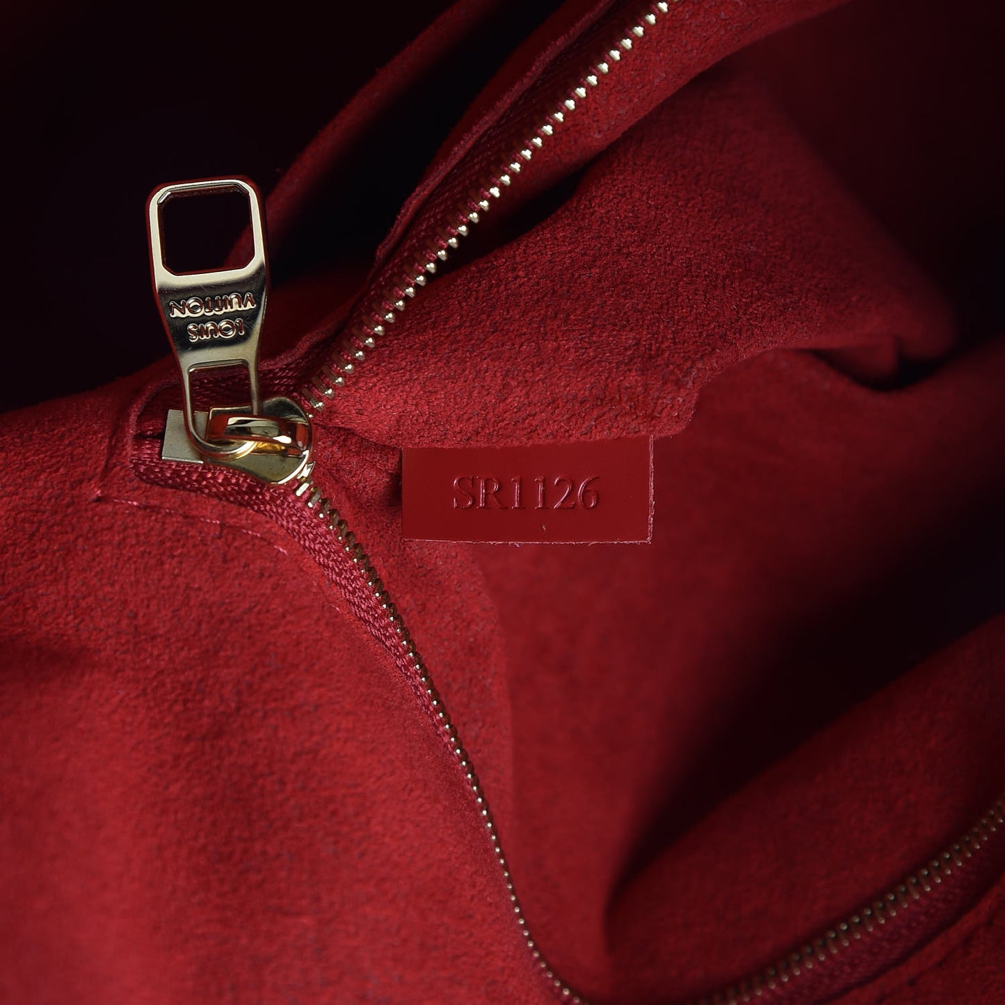 Damier Ebene Caissa Hobo Cherry