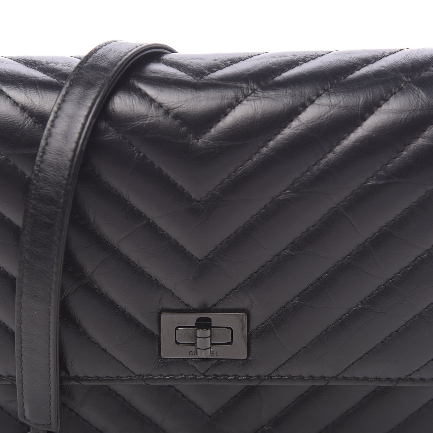 Chanel Aged Calfskin Chevron Quilted Reissue 2.55 Square Wallet On Chain WOC So Black 12 of 12