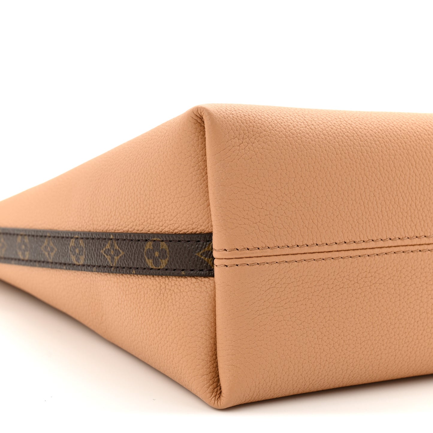 Calfskin Multipass Arizona Beige