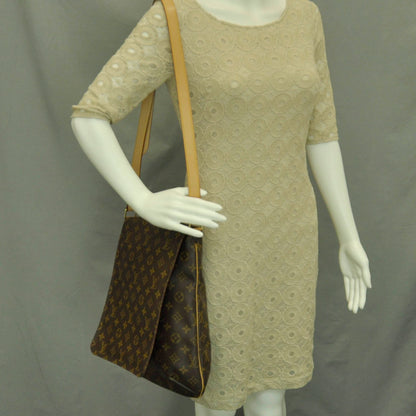 Louis Vuitton Monogram Musette GM 2 of 9