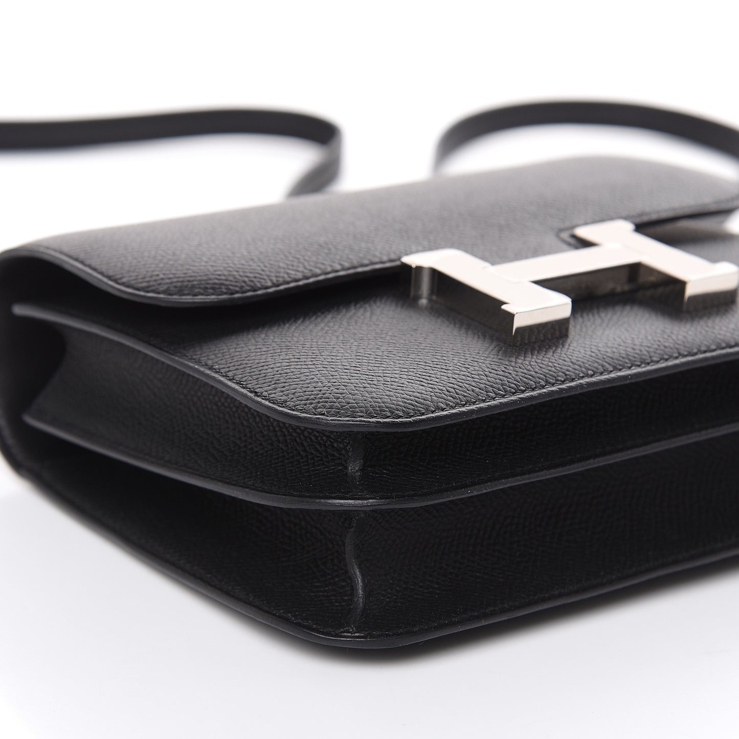 Epsom Constance 18 Black