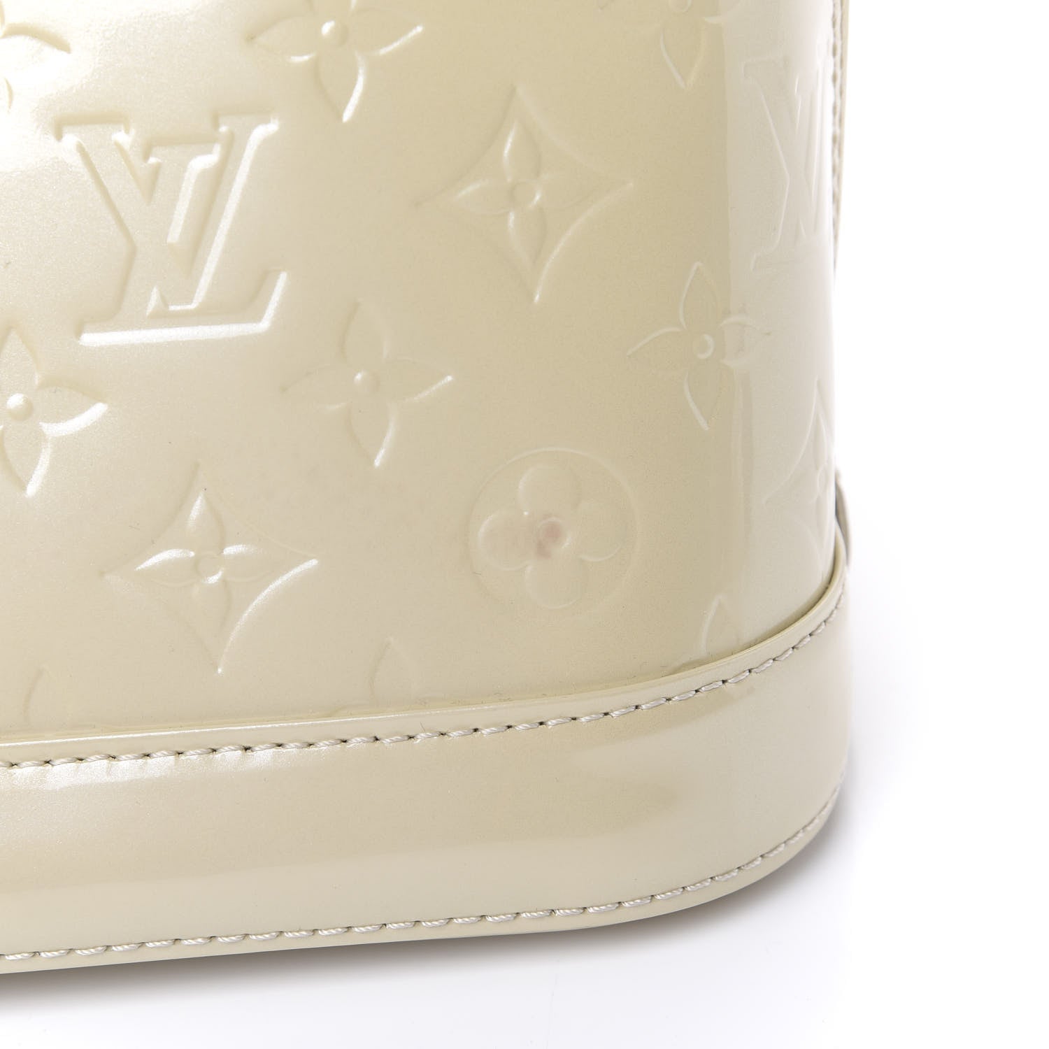 Louis Vuitton Vernis Alma PM Blanc Corail 10 of 10