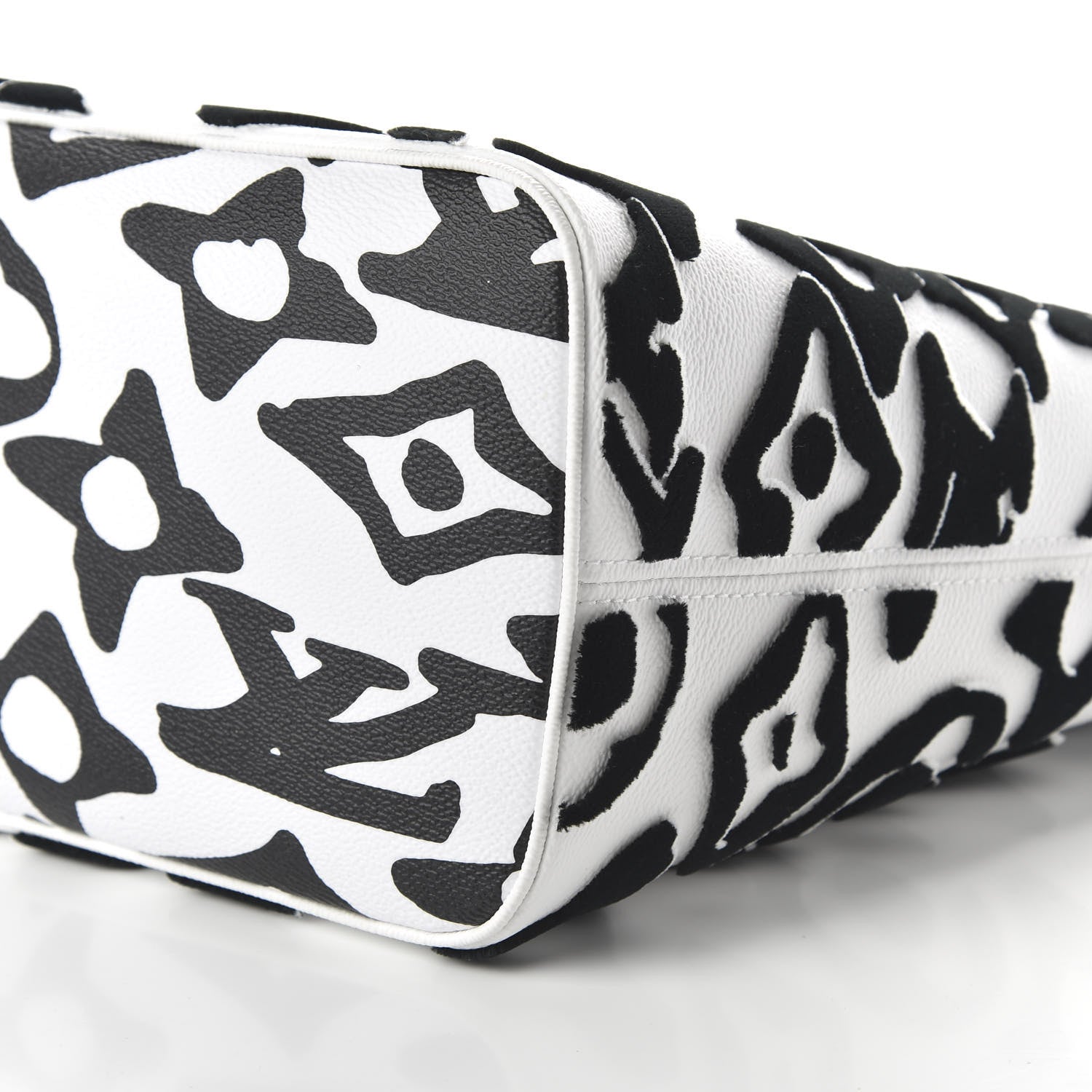Louis Vuitton X UF Tufted Monogram Neverfull MM Black White 7 of 11