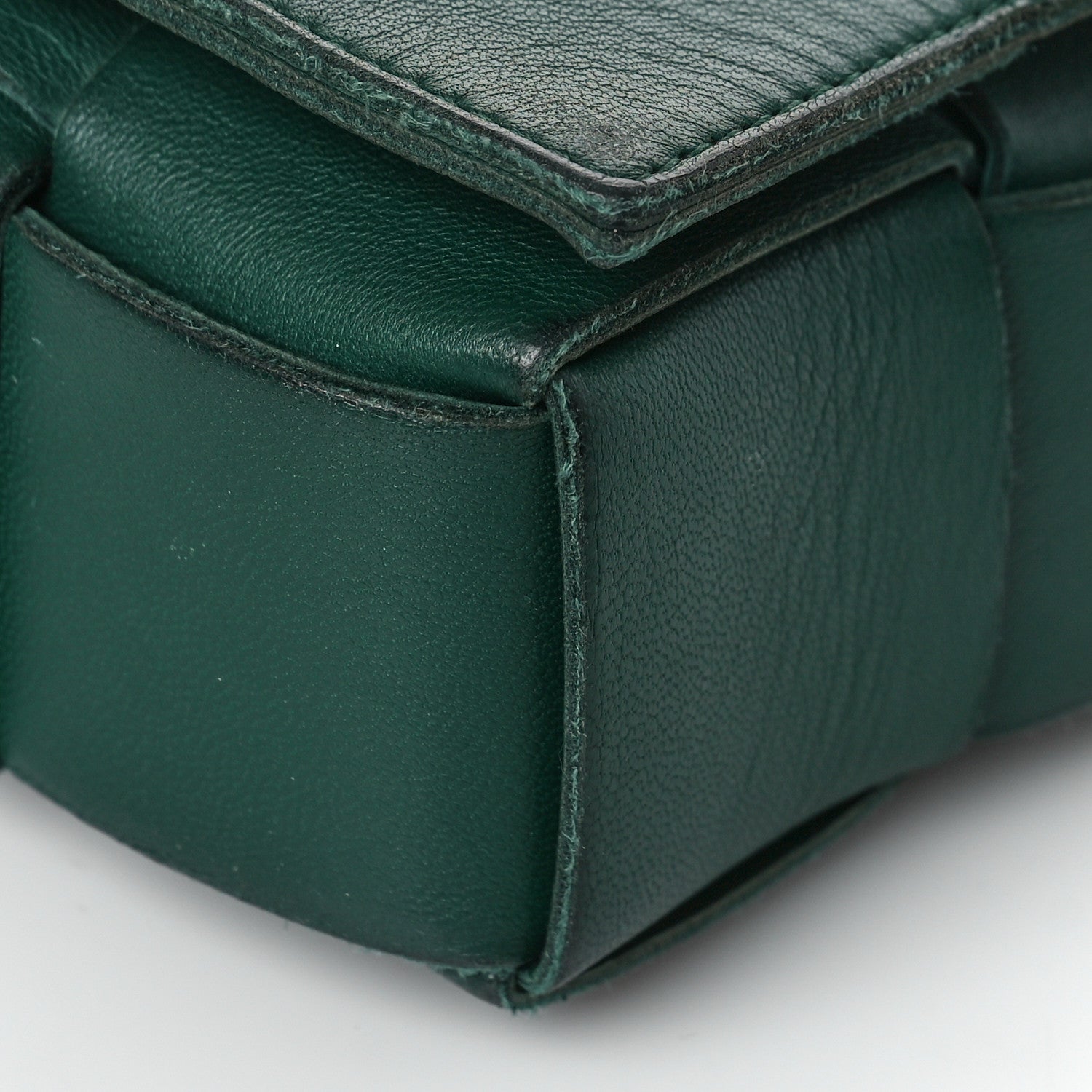 Bottega Veneta Lambskin Maxi Intrecciato Cassette Crossbody Bag Raintree Green 7 of 7