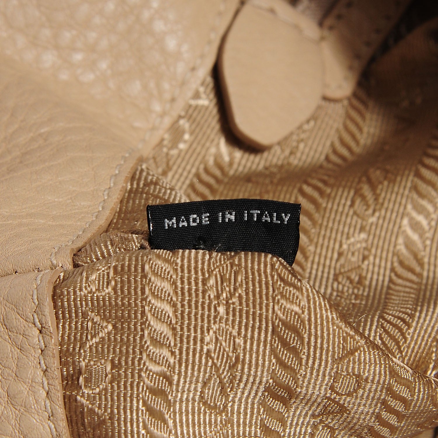 Prada Vitello Daino Side Pocket Hobo Sabbia 8 of 10