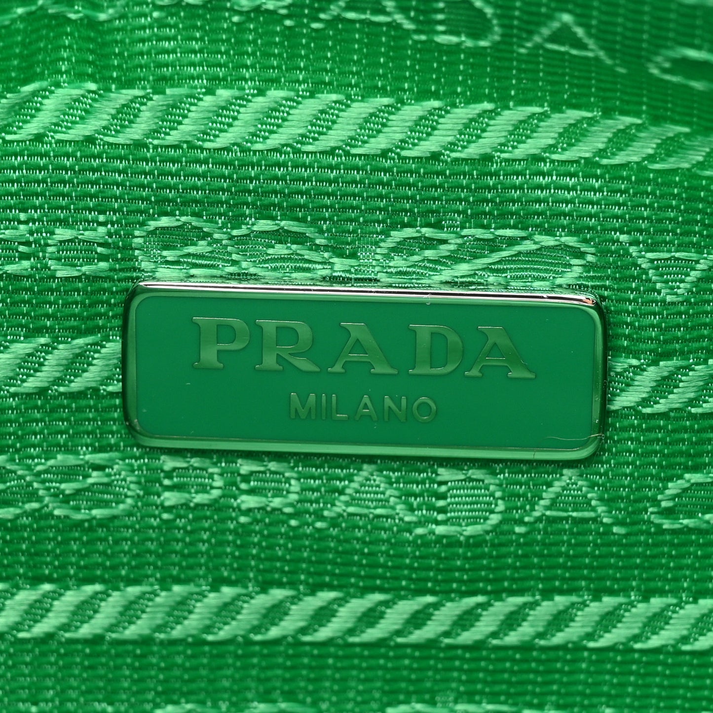 Nylon Re-Edition 2005 Shoulder Bag Menta