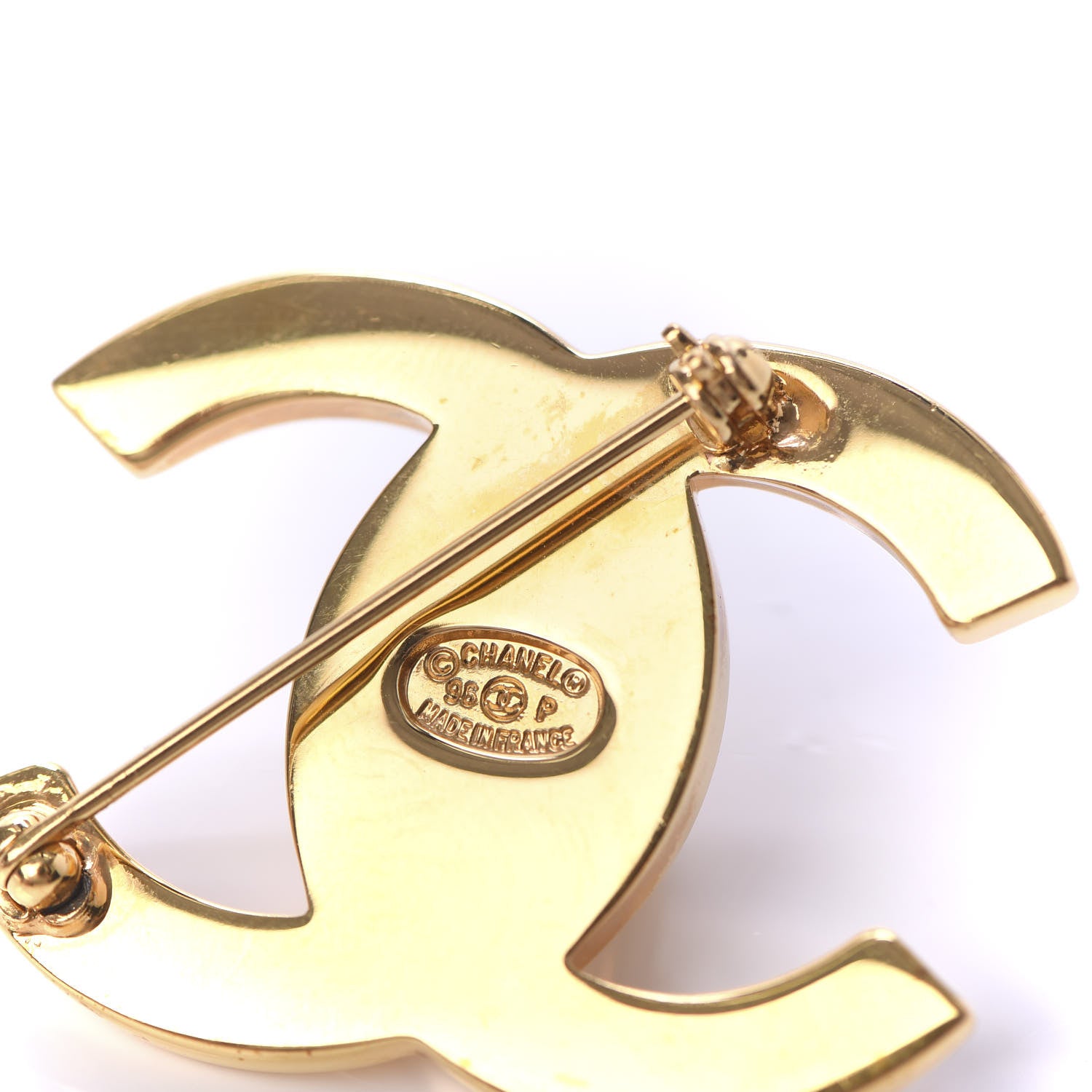 Chanel CC Turn Lock Brooch Gold 4 of 4