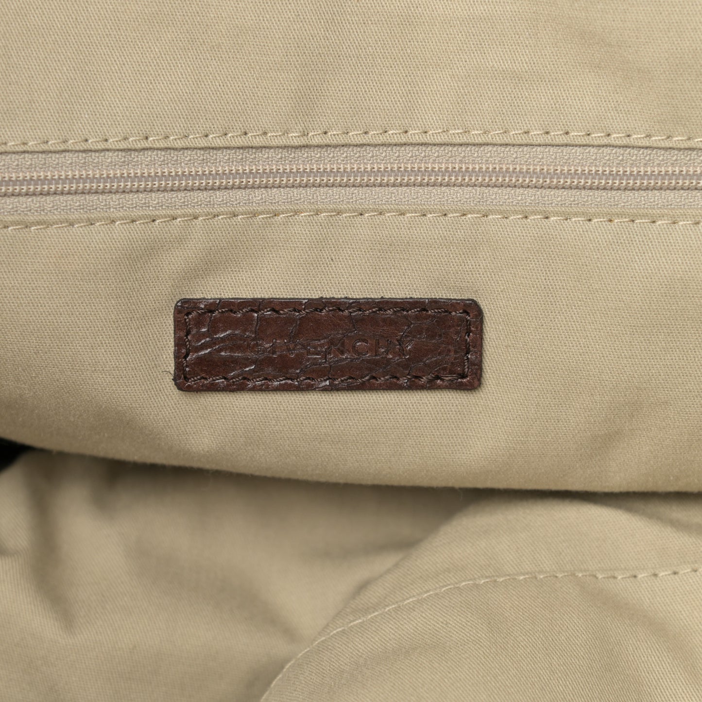 Crackled Calfskin Medium Nightingale Brown
