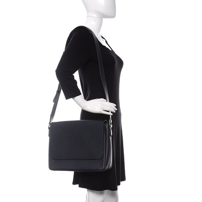 Louis Vuitton Taiga Roman MM Bleu Marine 2 of 9