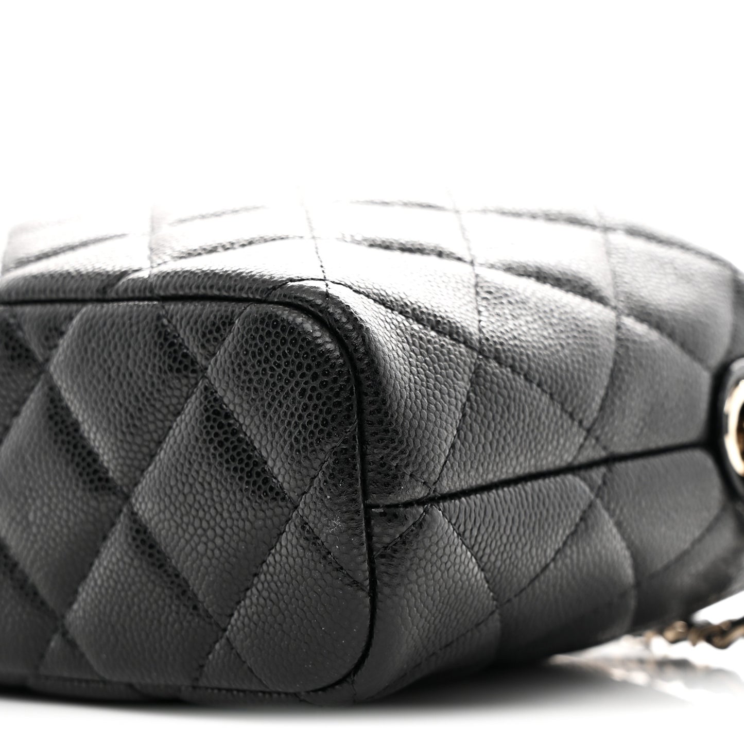 Caviar Quilted Hobo Clutch With Chain Black