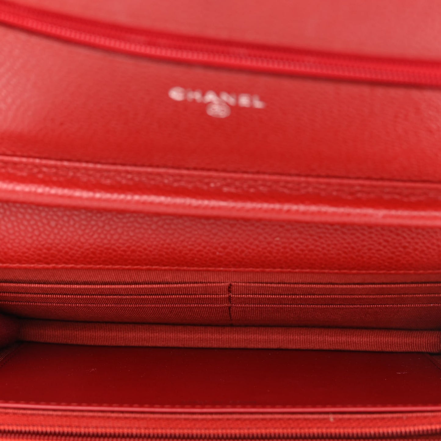 Caviar Quilted Wallet On Chain WOC Red