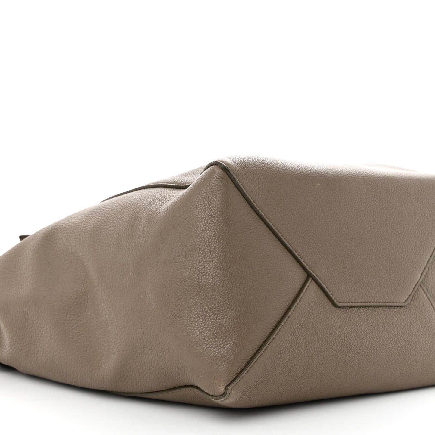 Soft Grained Calfskin Medium Belt Cabas Phantom Taupe