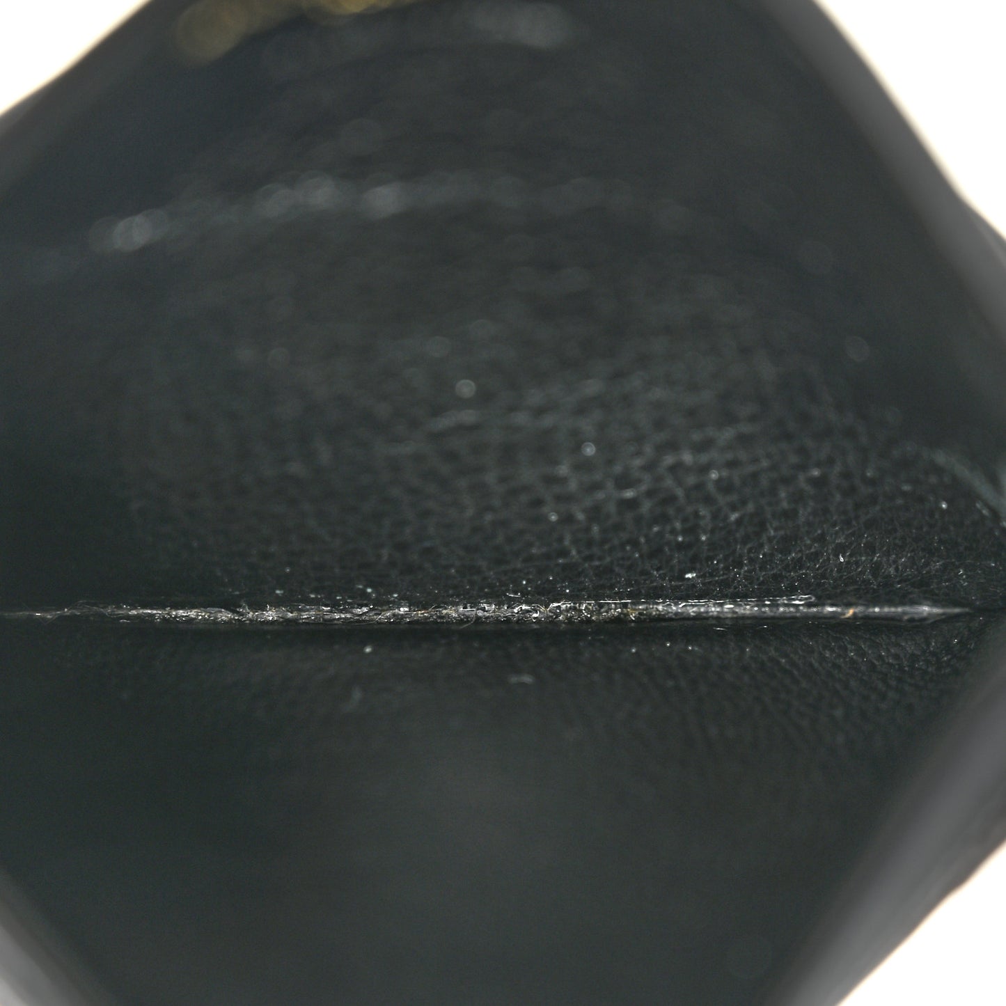 Grain De Poudre Matelasse Chevron Monogram Credit Card Case Black