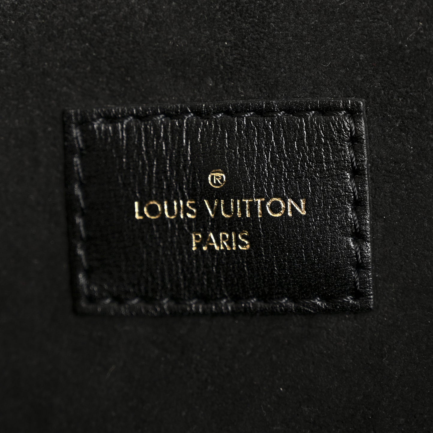 Reverse Monogram Pochette Metis