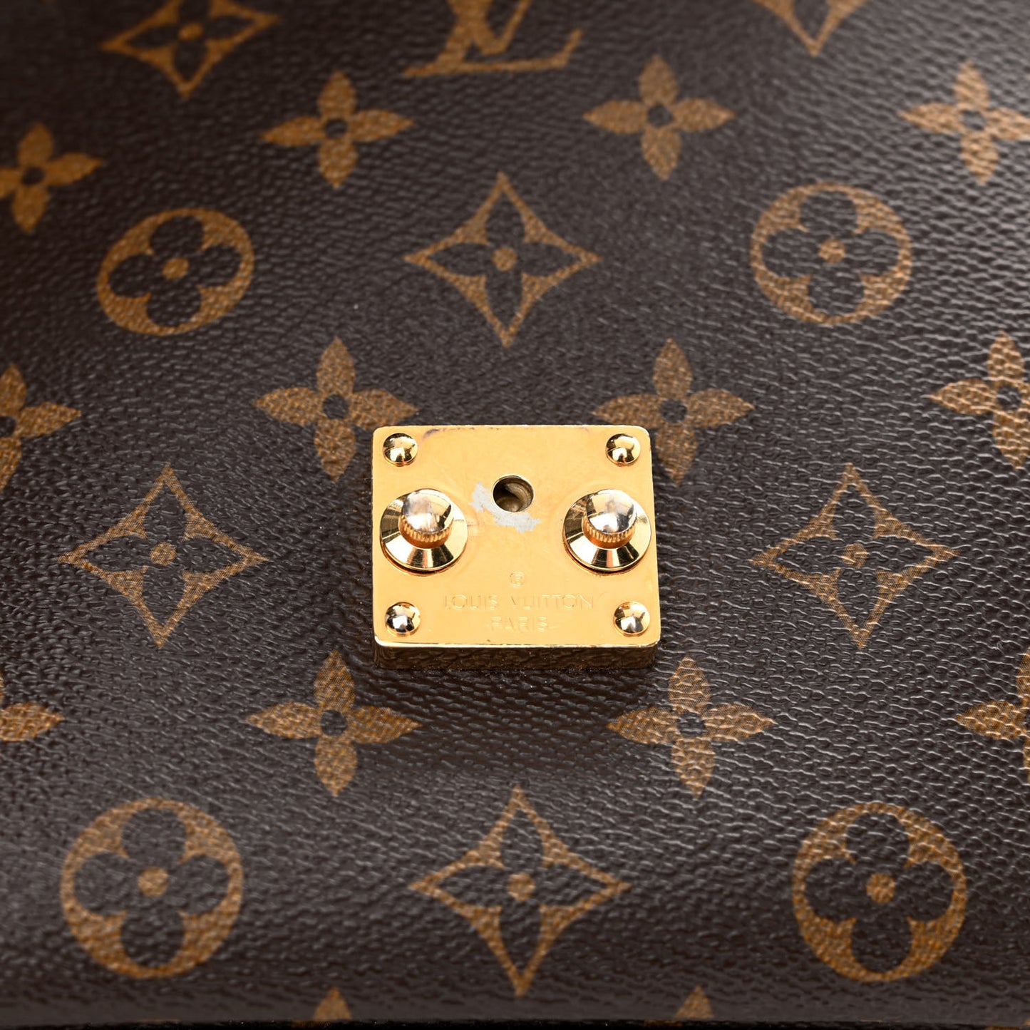 Monogram Pochette Metis