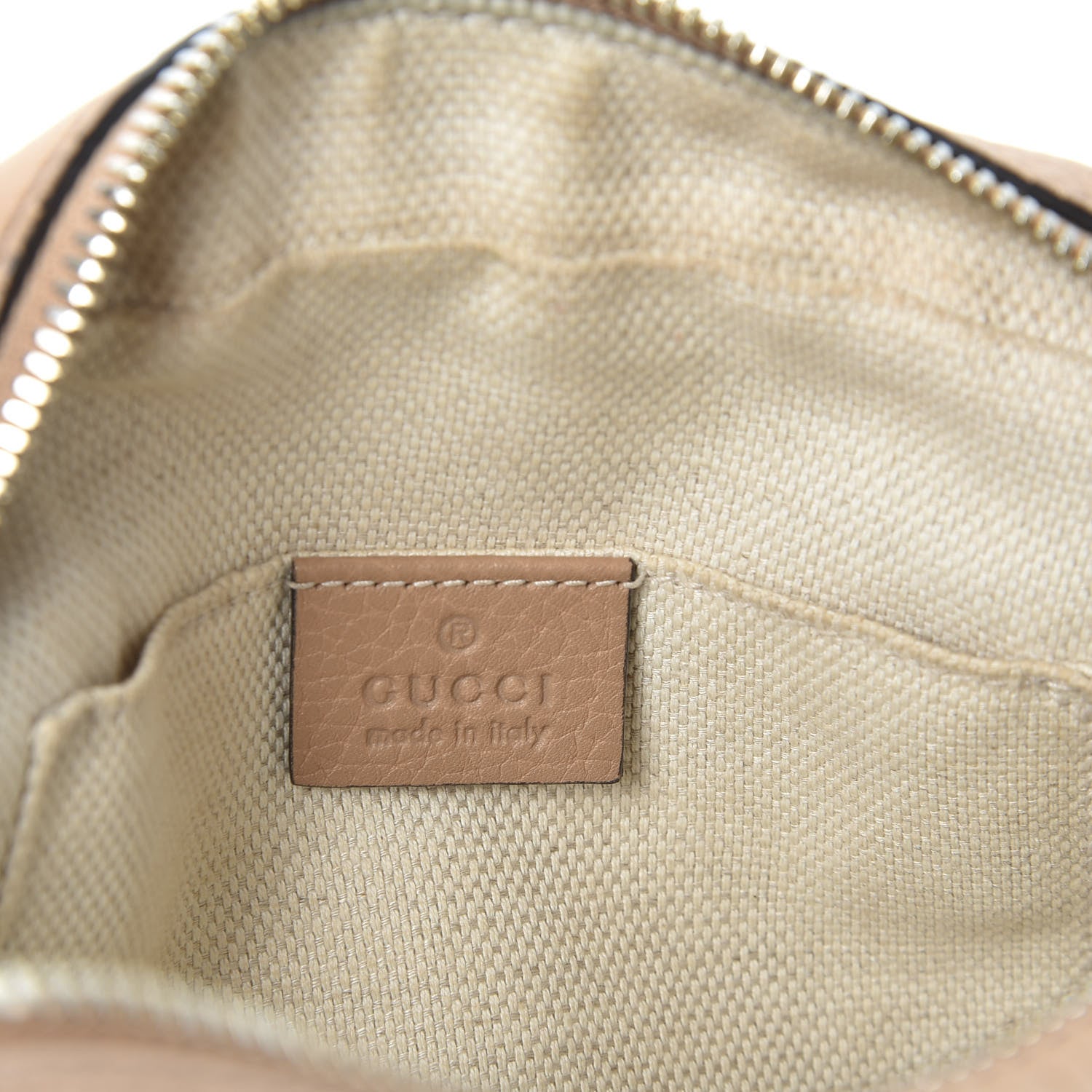 Gucci Pebbled Calfskin Small Soho Disco Bag Camelia 7 of 9
