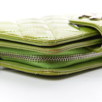 Chanel Patent Quilted Brilliant Zipped Pocket Wallet Green 15 of 18